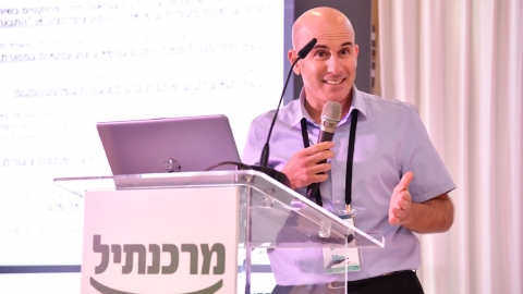 יום ראשון (1).jpg