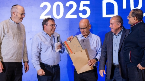 G 24.2 -66.jpg