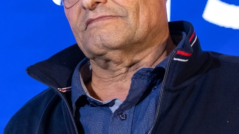 G 24.2 -83.jpg
