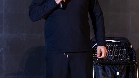 G 24.2 -147.jpg