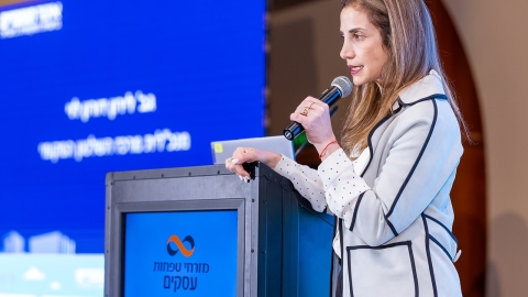 G 25.2 -128.jpg