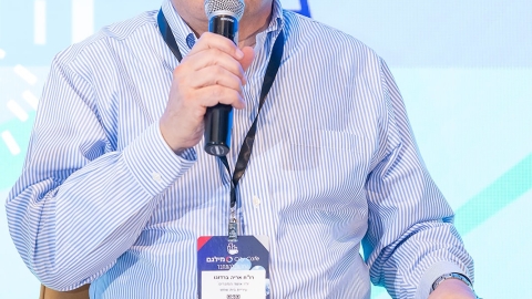 G 25.2 -136.jpg