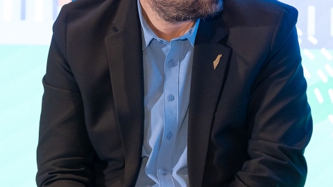 G 25.2 -391.jpg
