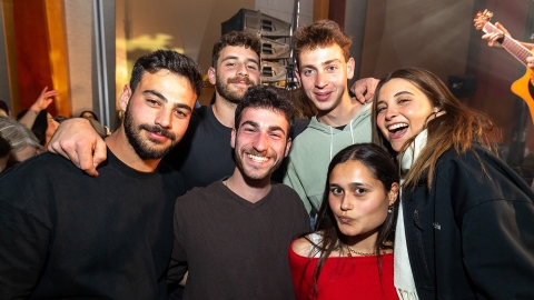 G 25.2 -465.jpg